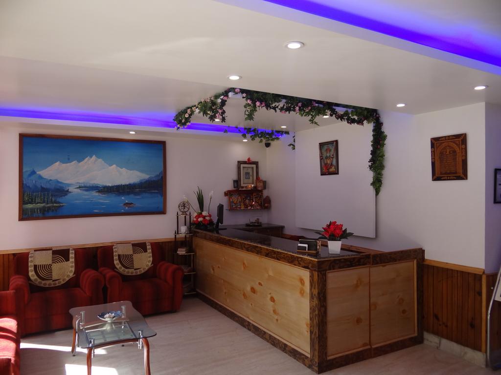 Hotel Natraj Manali Дармсала Екстер'єр фото
